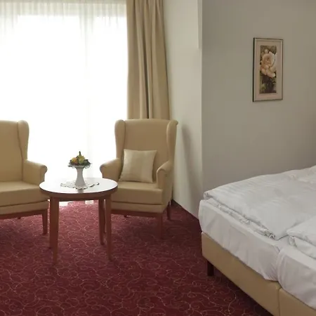 H Perl Hotel-restaurant Hotel Neustadt am Rubenberge